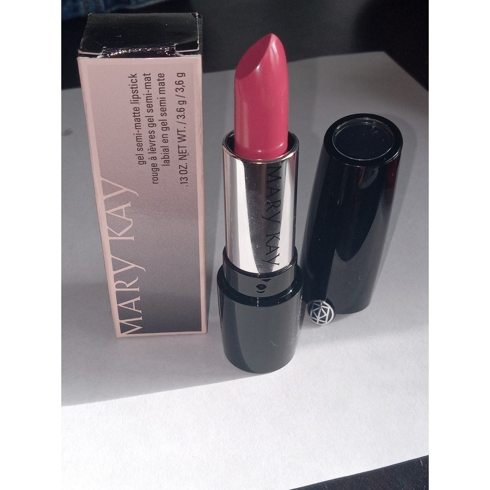 New Mary Kay Gel Semi Matte lipstick in box Trademark Pink Rose